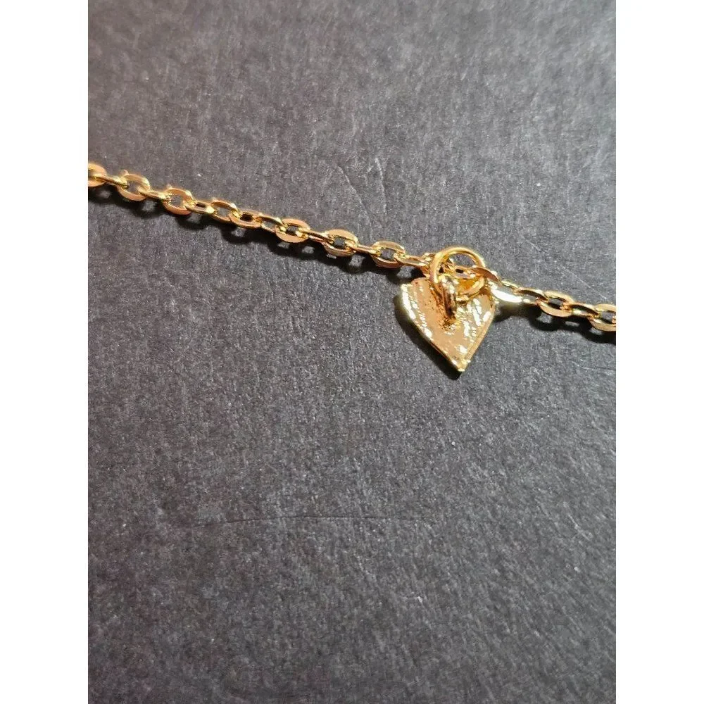 Gold tone heart bracelet 6-8